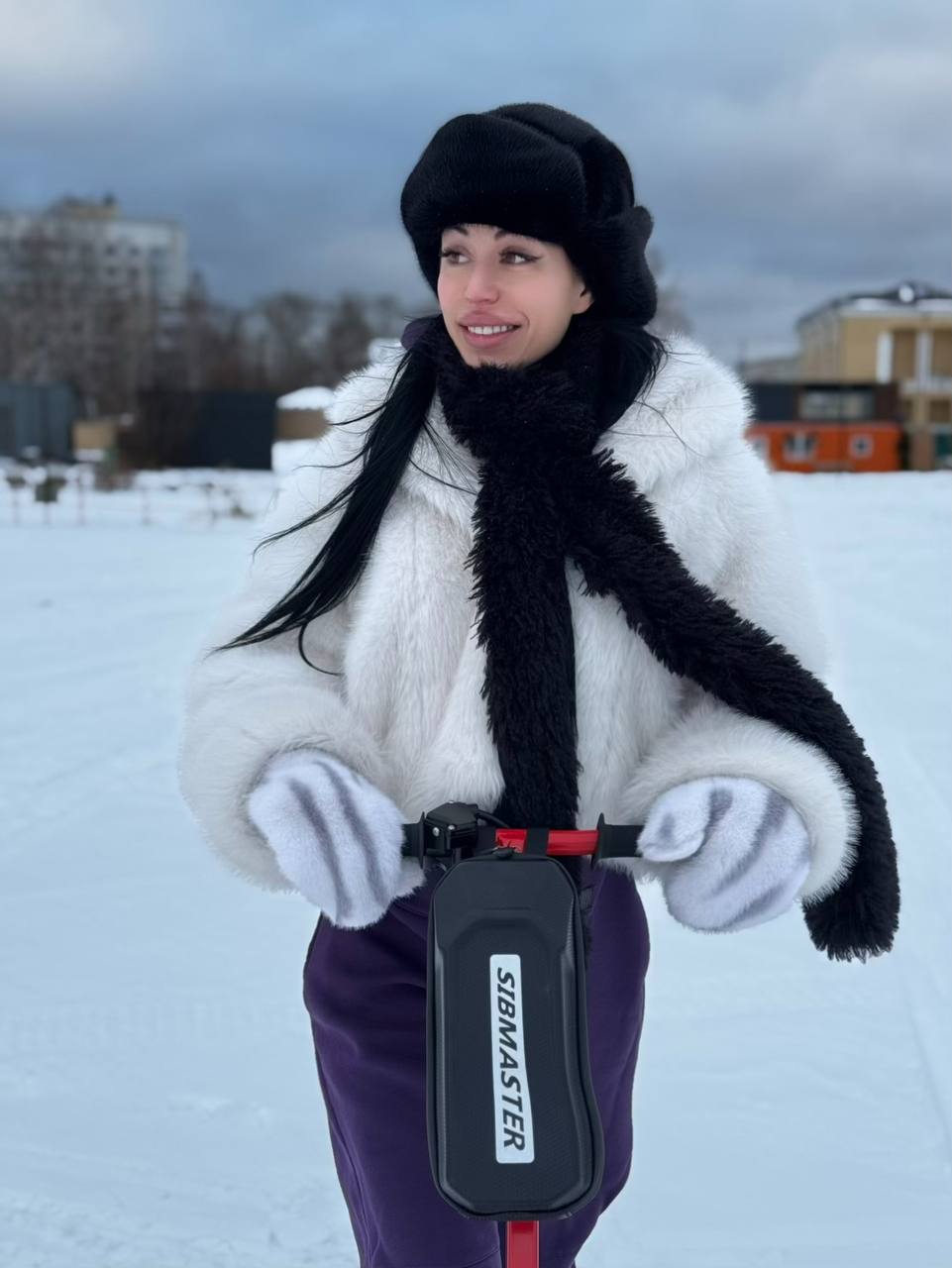 Катание на мотосноуборде
