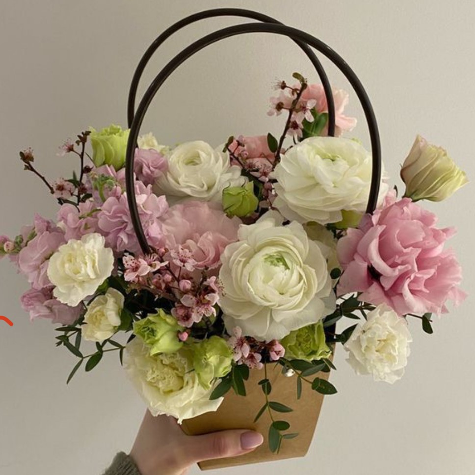 Мастер-класс по созданию цветочной композиции