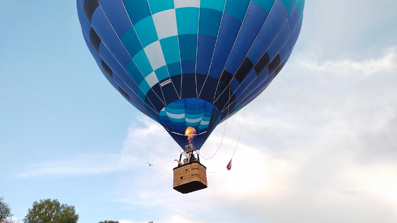 Семейный полет на воздушном шаре