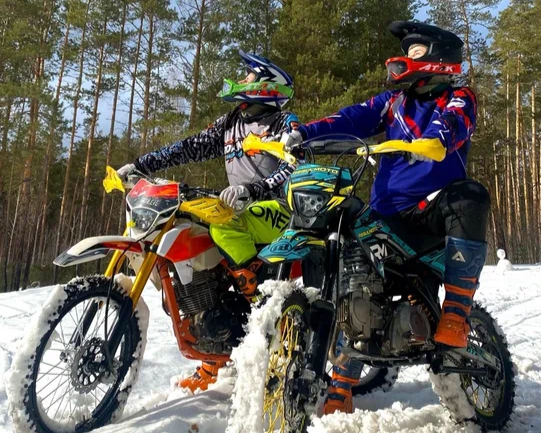 Свидание на мотоциклах