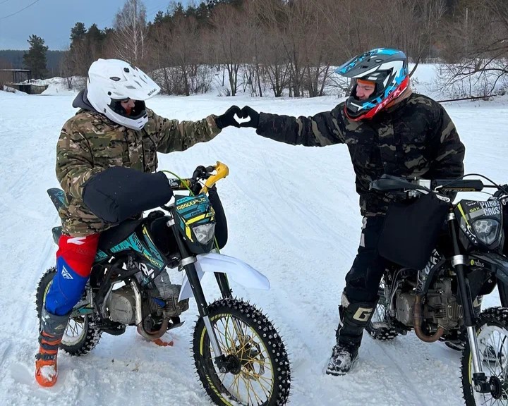 Свидание на мотоциклах