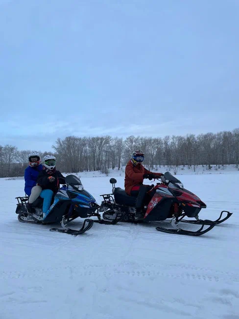 Прогулка для компании на снегоходе