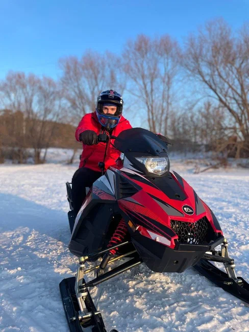 Индивидуальная прогулка на снегоходе