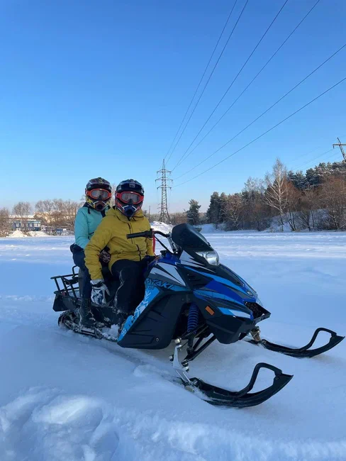 Драйвовая прогулка на снегоходах