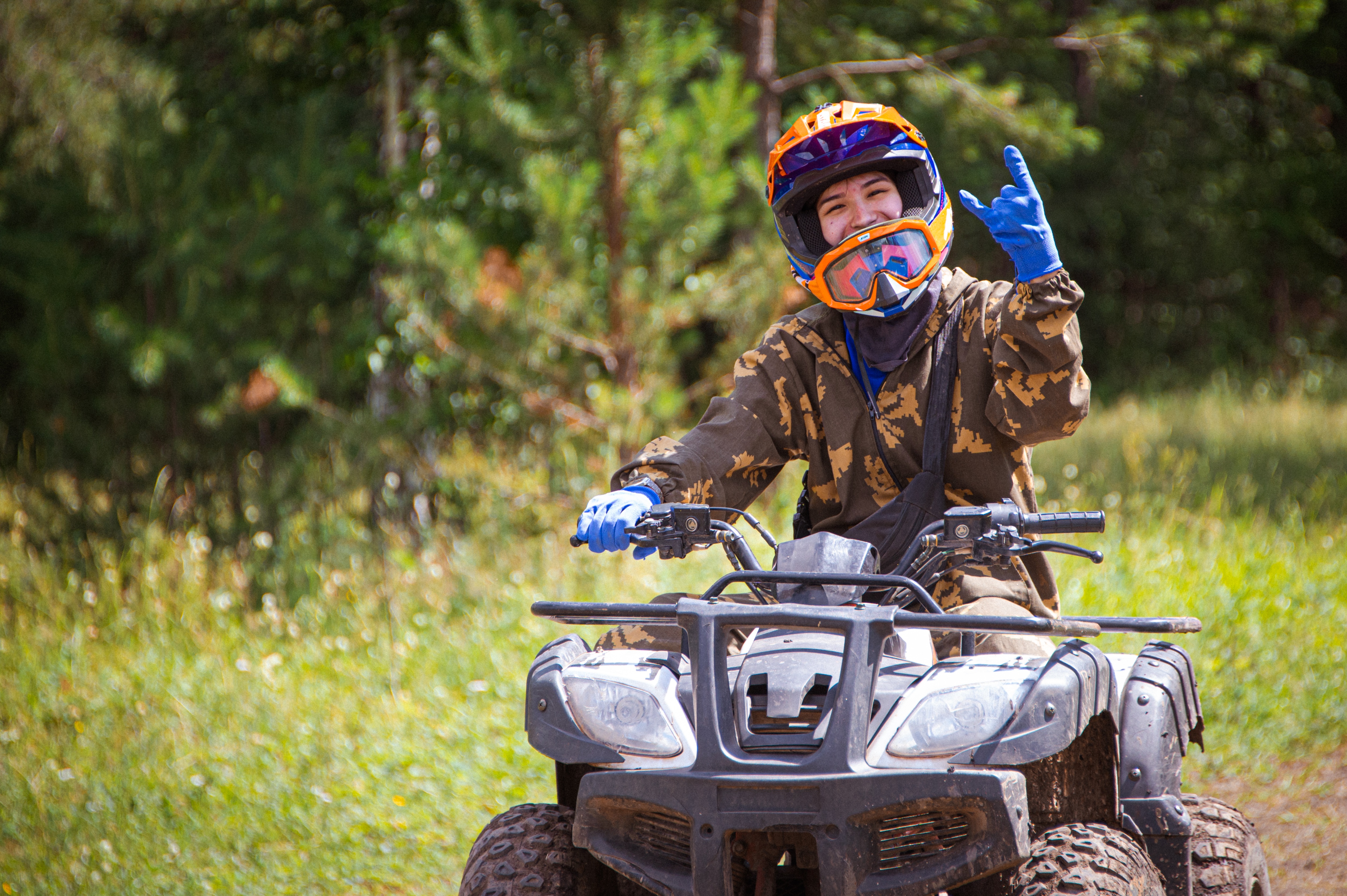 Прогулка для компании на квадроциклах